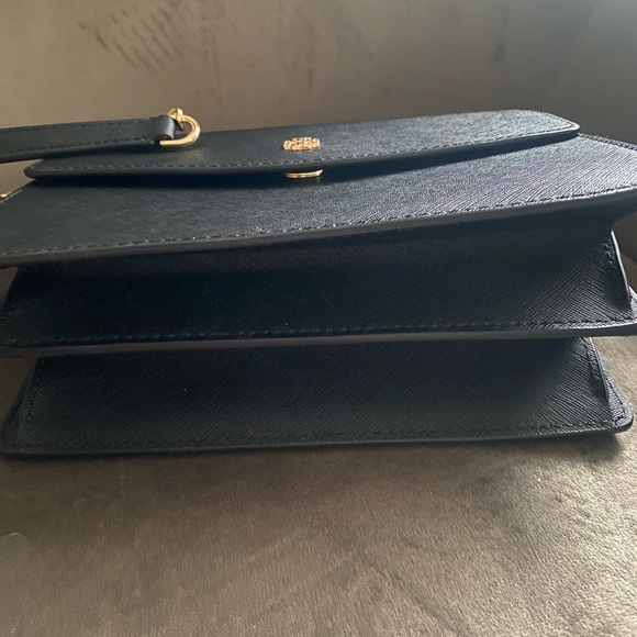 SOLD-Tory Burch Emerson Envelope Adjustable Shoulder bag - Picture 10 of 10